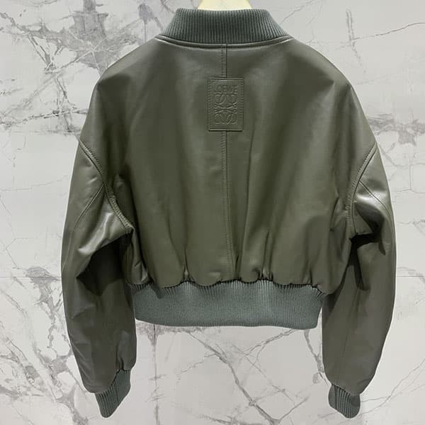 最安値挑戦 ロエベ グリーンレザージャケット 偽物 low39796